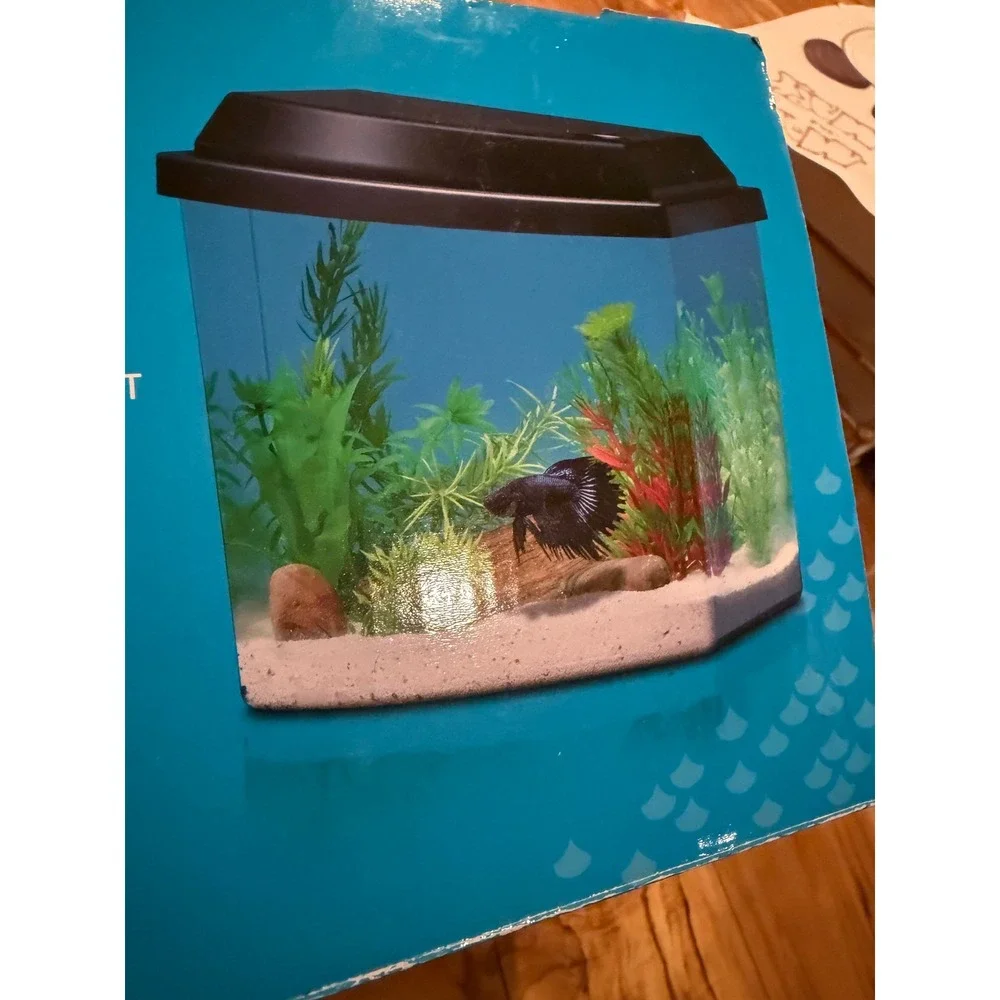 National Geographic Half Moon Aqua Oasis 1.2 Gallon Betta Aquarium Kit New